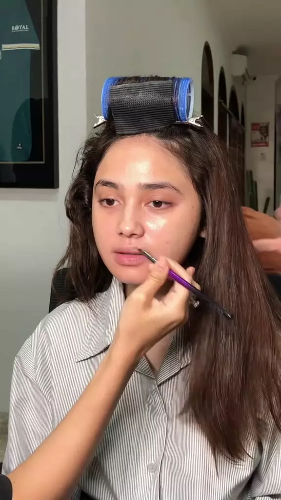 syifa hadju saat bare face bikin pangling © 2025 TikTok