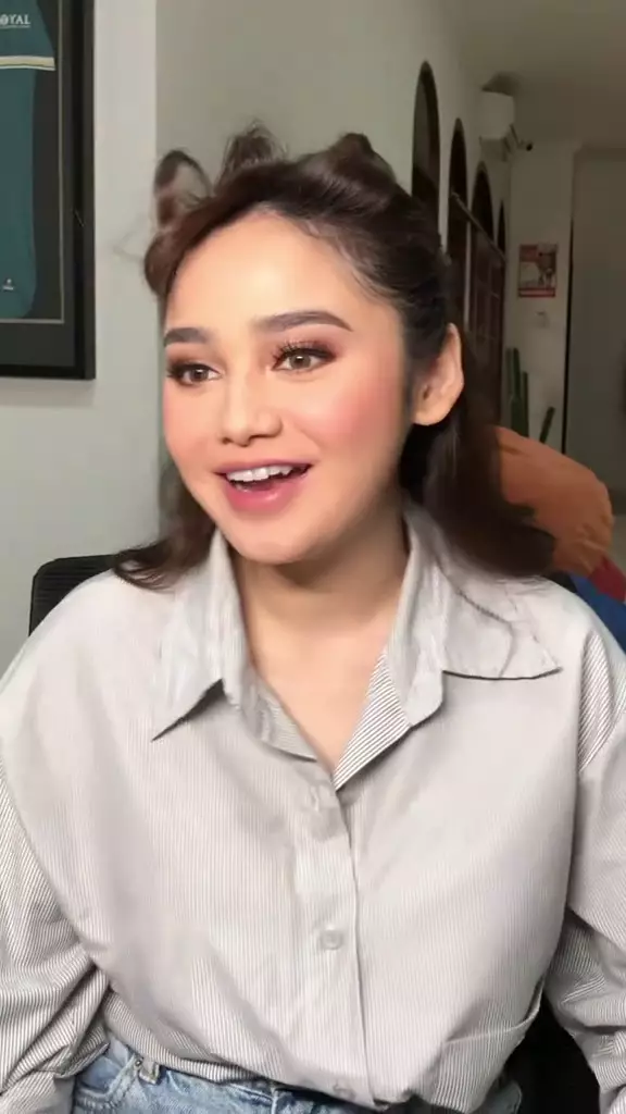 syifa hadju saat bare face bikin pangling © 2025 TikTok