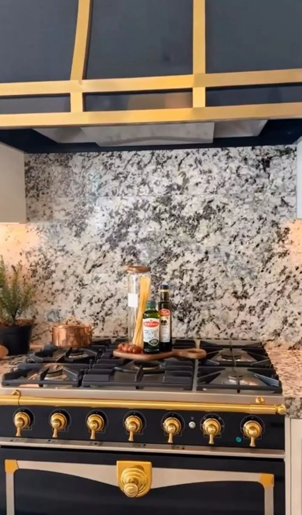 potret dapur nabila syakieb © TikTok