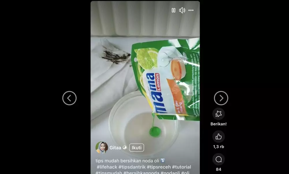 trik bersihkan noda oli di baju putih Facebook/@gita.gital.33