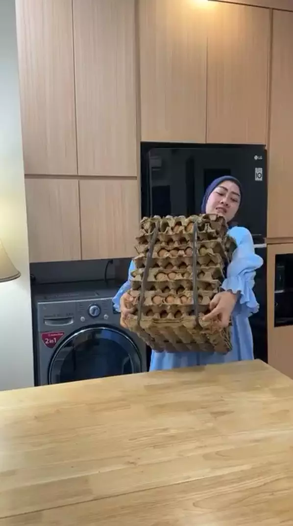 potret dapur Fanny Kondoh © Instagram