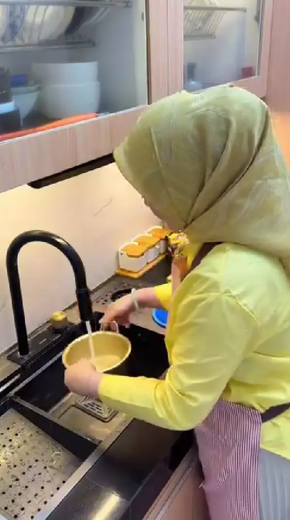 potret dapur Fanny Kondoh © Instagram