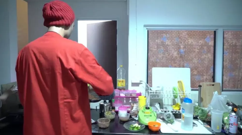 dapur Erika tanpa kitchen set © YouTube dapur Erika tanpa kitchen set © YouTube