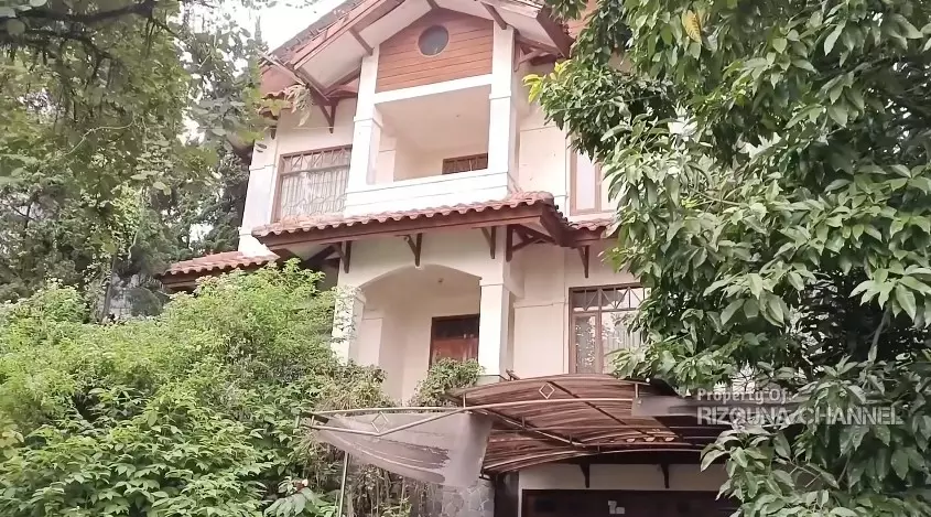 rumah Ariel NOAH komplek elit © YouTube rumah Ariel NOAH komplek elit © YouTube