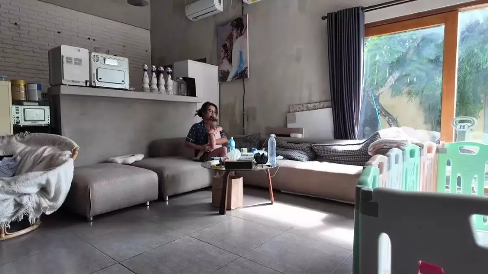 rumah jennifer coppen bak vila © 2024 brilio.net rumah jennifer coppen bak vila © 2024 brilio.net