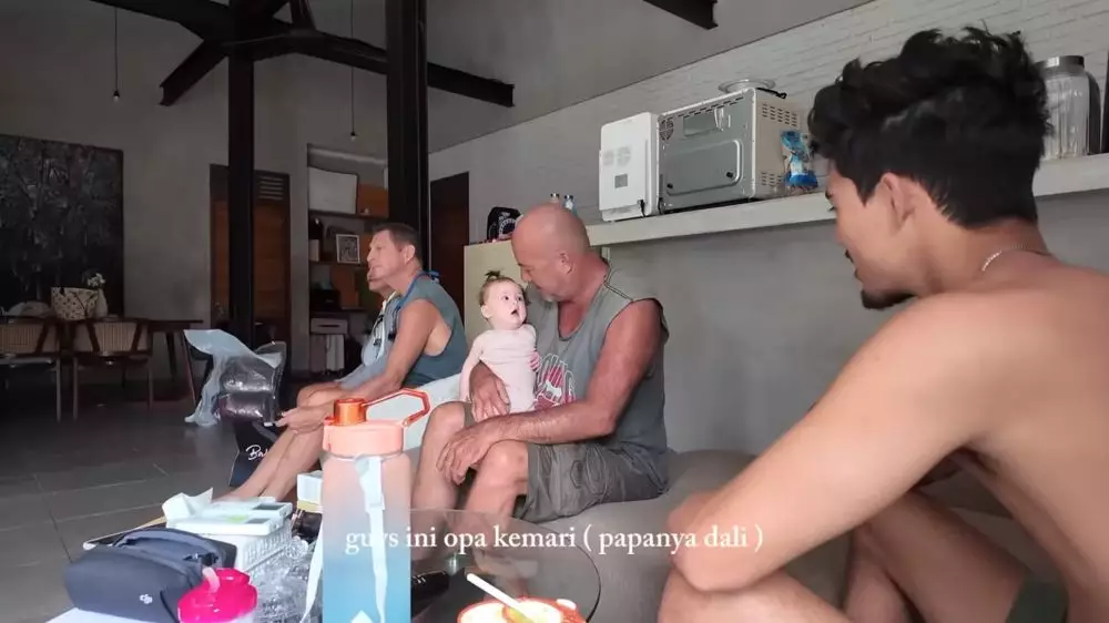 rumah jennifer coppen bak vila © 2024 brilio.net rumah jennifer coppen bak vila © 2024 brilio.net