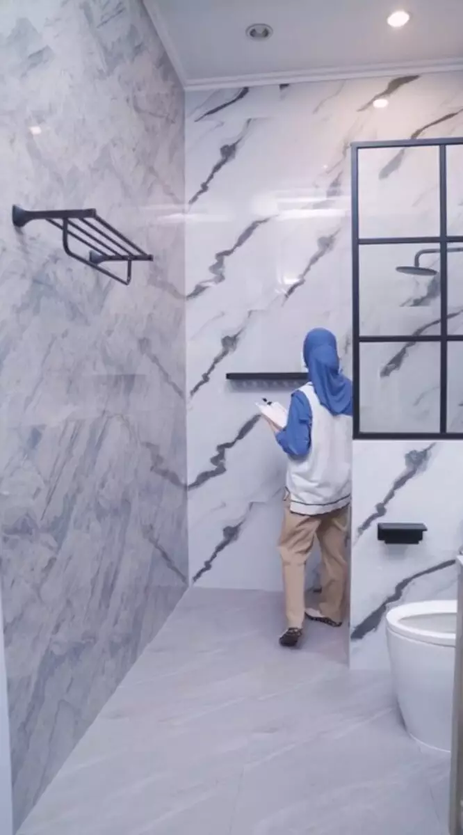 kamar mandi Irish Bella usai renovasi © TikTok