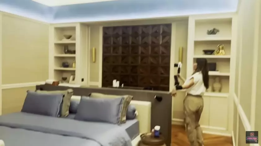 kamar Luna Maya usai direnovasi © YouTube kamar Luna Maya usai direnovasi © YouTube
