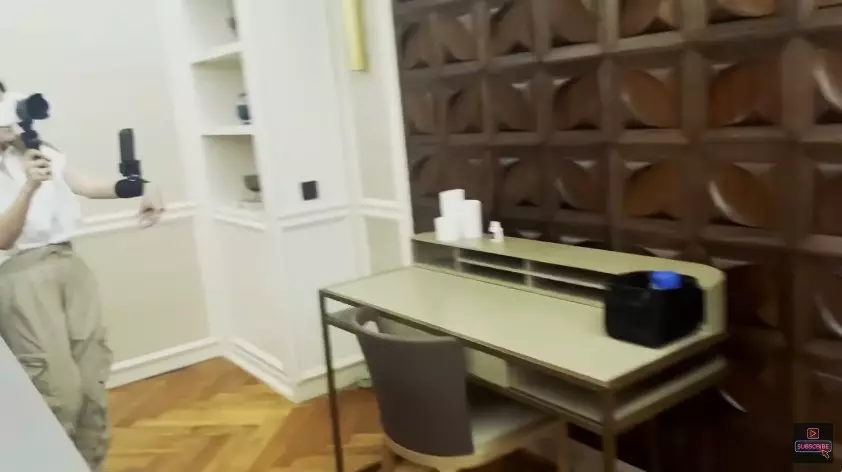 kamar Luna Maya usai direnovasi © YouTube kamar Luna Maya usai direnovasi © YouTube