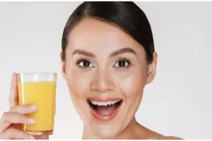 Tanpa produk sachet, ini cara alami bikin minuman kolagen rendah gula agar wajah halus bebas kerutan