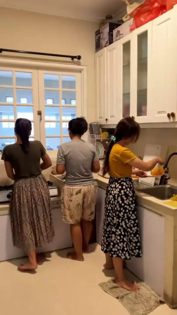 dapur rumah nanakoot © 2025 TikTok