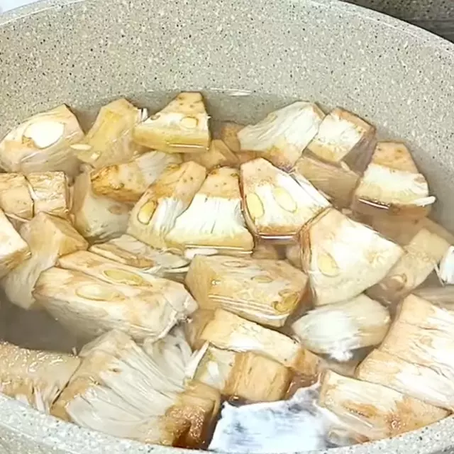 Trik merebus nangka muda agar cepat empuk dan bebas pahit getir