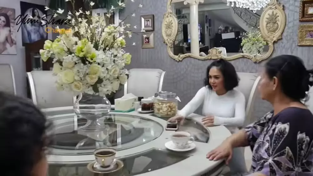 dapur rumah Krisdayanti © 2024 brilio.net