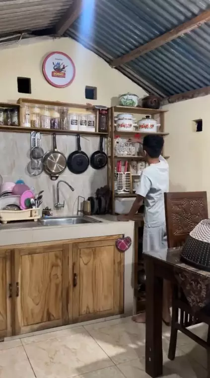 dapur serasa nongkrong di warkop © TikTok dapur serasa nongkrong di warkop © TikTok