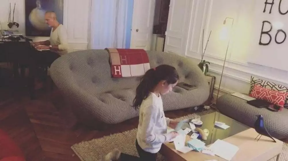 apartemen anggun c sasmi di Prancis © 2024 brilio.net