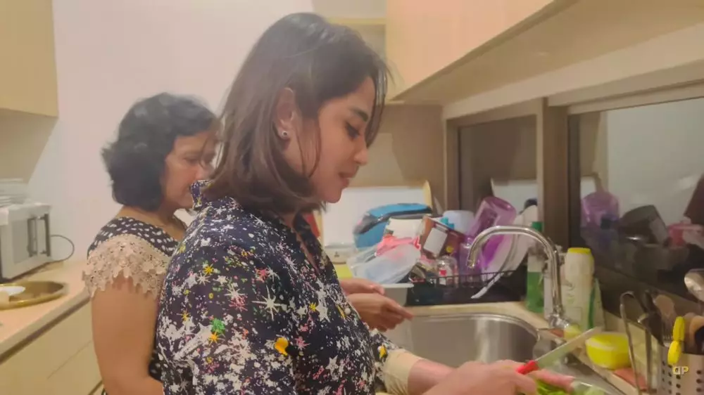 dapur Dewi Perssik sumpek full perabot © berbagai sumber dapur Dewi Perssik sumpek full perabot © berbagai sumber