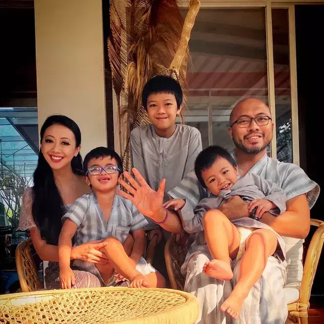 suami asri welas silent treatment dan selingkuh © 2025 brilio.net suami asri welas silent treatment dan selingkuh © 2025 brilio.net