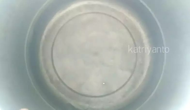 menambal panci pakai torch © 2023 brilio.net menambal panci pakai torch © 2023 brilio.net