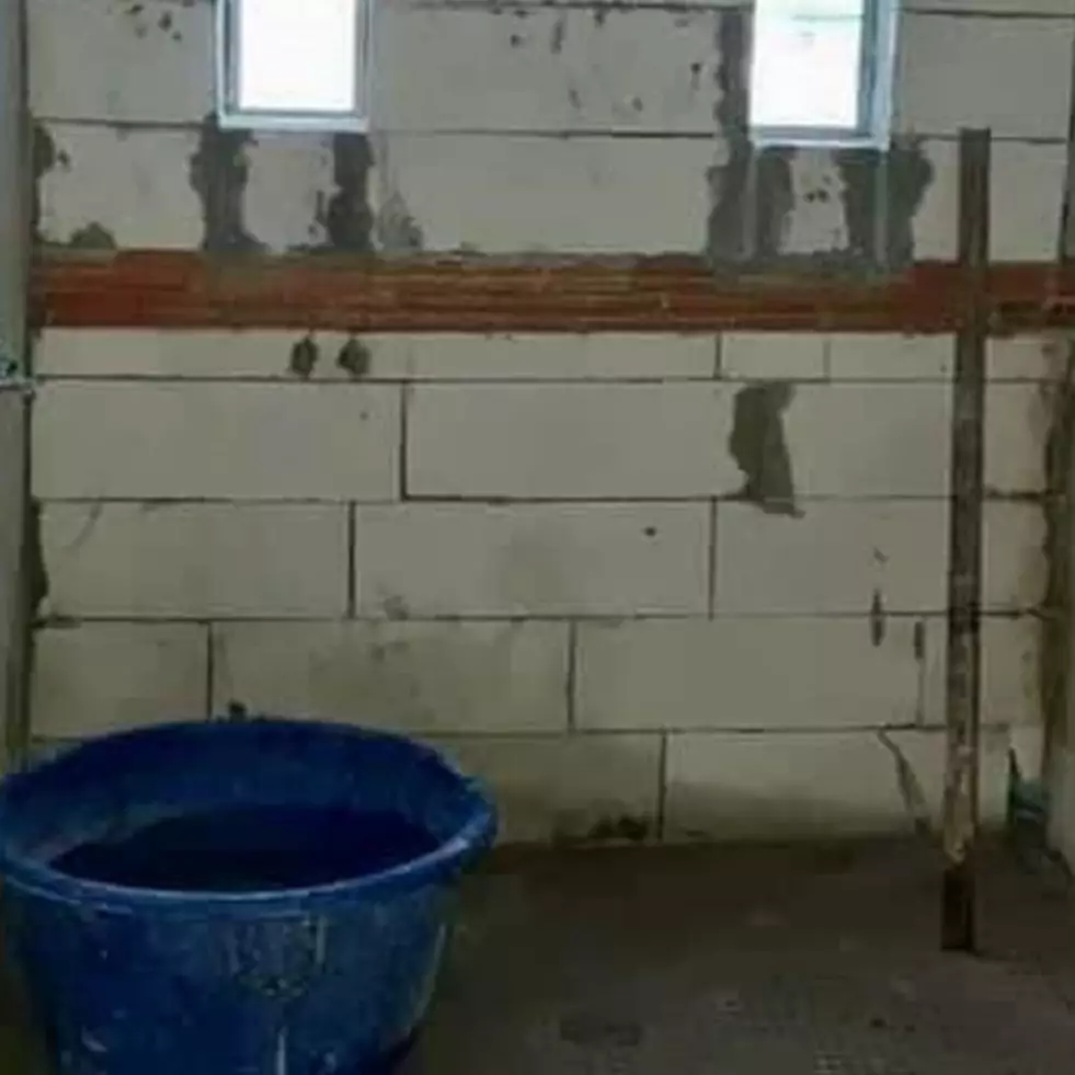 Kamar mandi gelap tampak angker dimakeover jadi mewah dan luas, 7 potretnya bikin tercengang