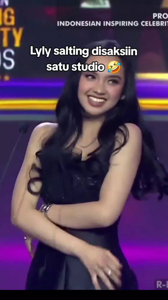 lyodra salting dipuji randy martin  © 2025 TikTok lyodra salting dipuji randy martin  © 2025 TikTok