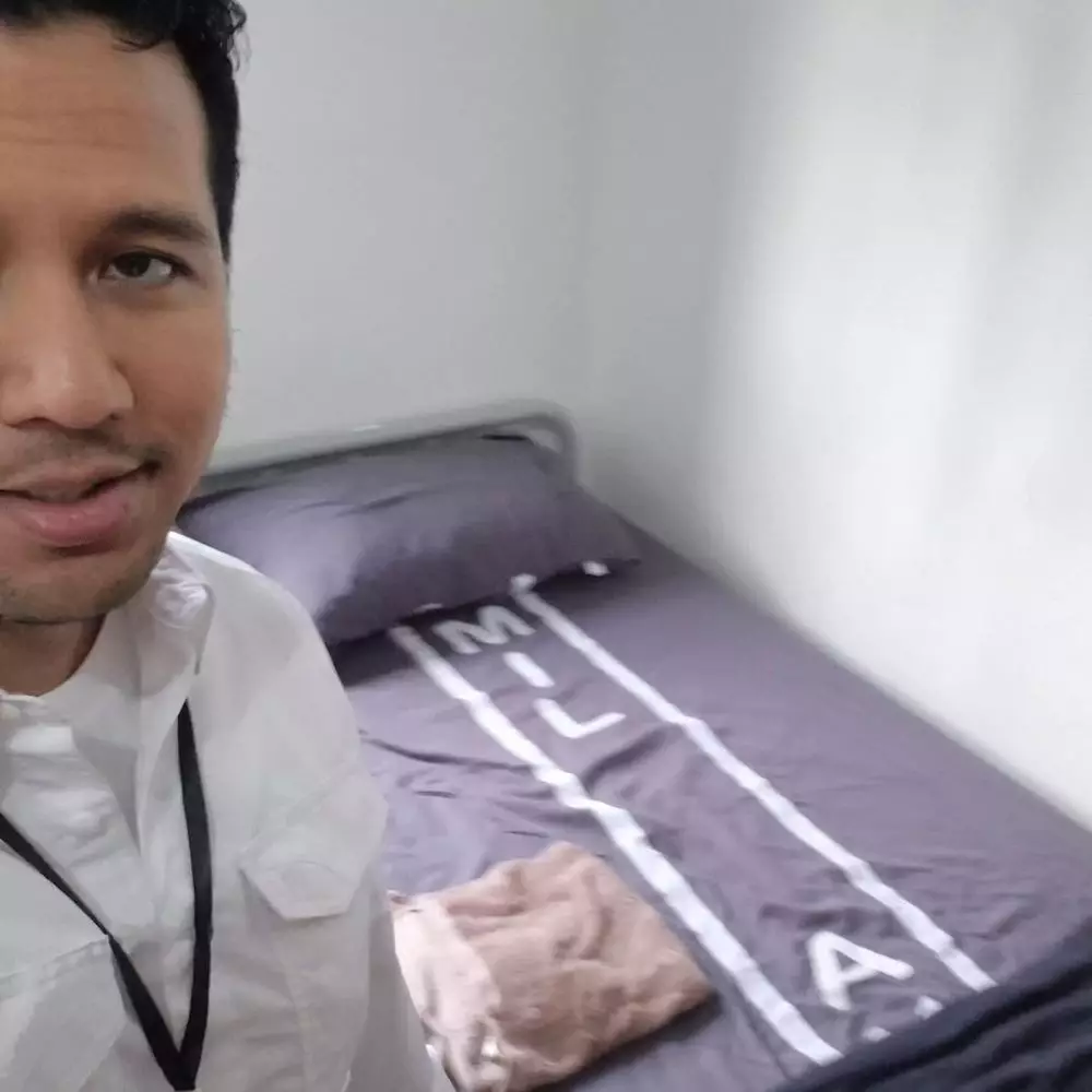 Emil Dardak bocorkan kamarnya usai retret © Instagram