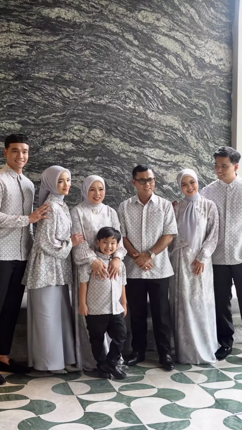 Venna Melinda puji sifat anak Haji Faisal © berbagai sumber Venna Melinda puji sifat anak Haji Faisal © berbagai sumber