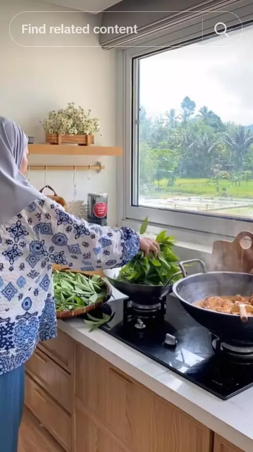dapurnya punya view idaman para emak-emak © TikTok