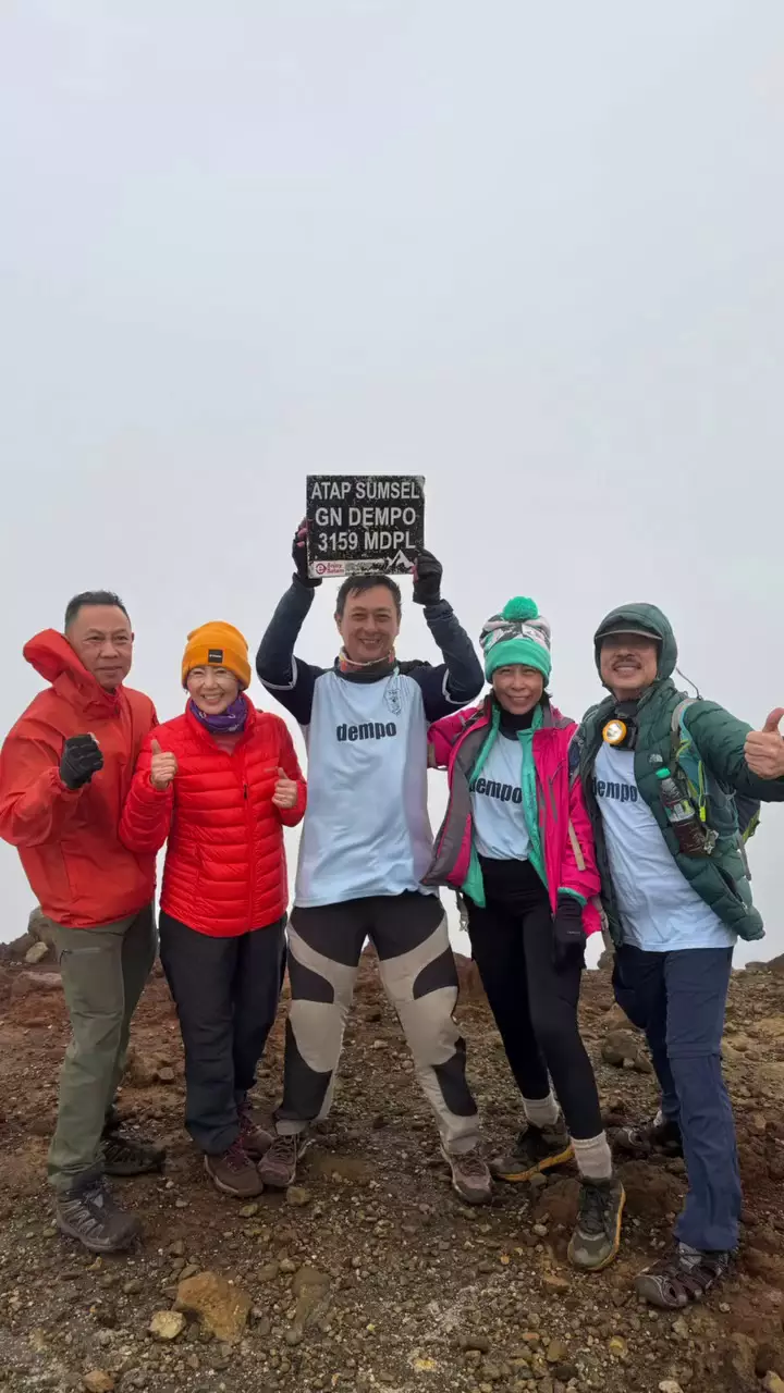 persahabatan lilie wijayanti dan elsa laksono © 2025 Instagram persahabatan lilie wijayanti dan elsa laksono © 2025 Instagram