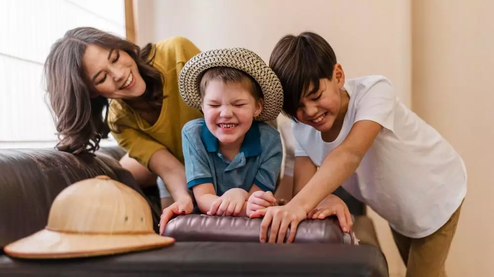 Teka-teki lucu anak SD yang seru © 2025 brilio.net Teka-teki lucu anak SD yang seru © 2025 brilio.net