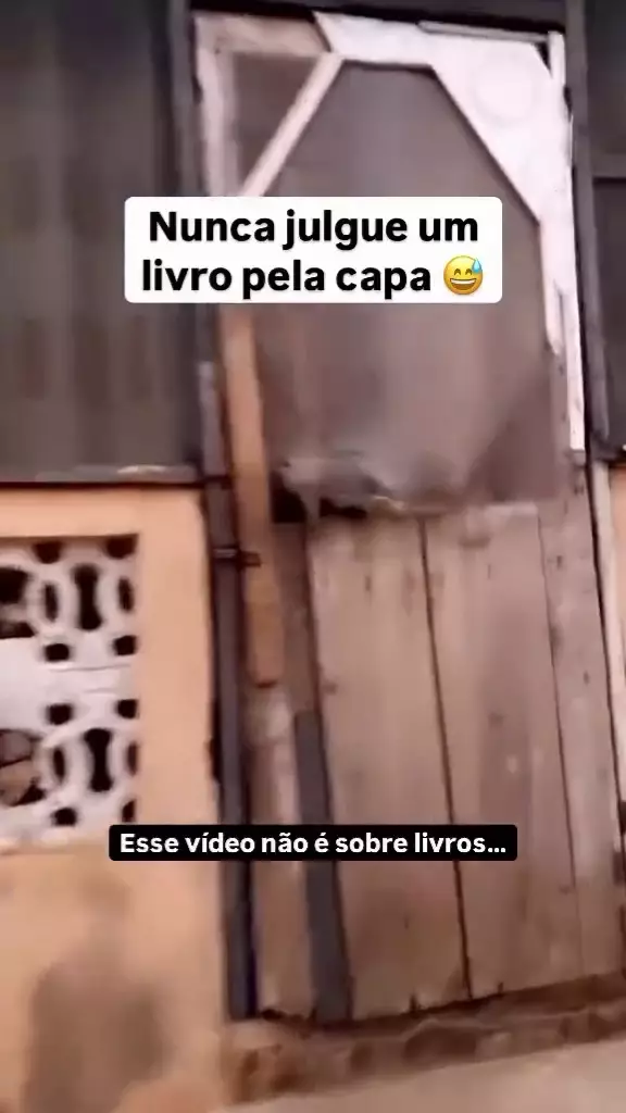 rumah jelek dalamnya mewah mewah ala kamar gaming © 2024 Instagram