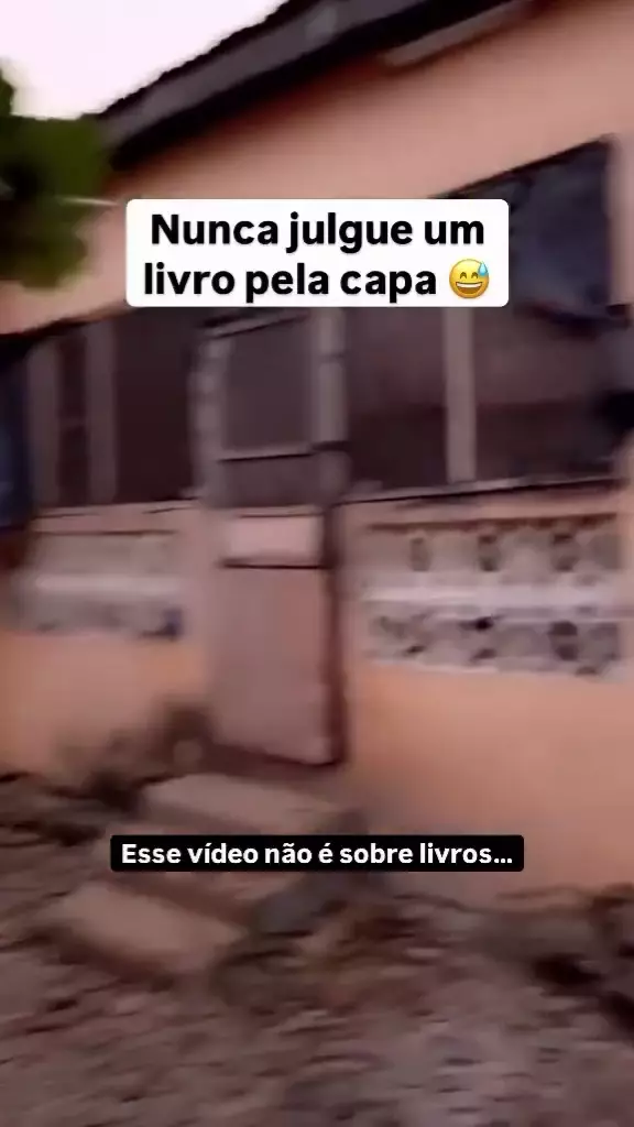 rumah jelek dalamnya mewah mewah ala kamar gaming © 2024 Instagram