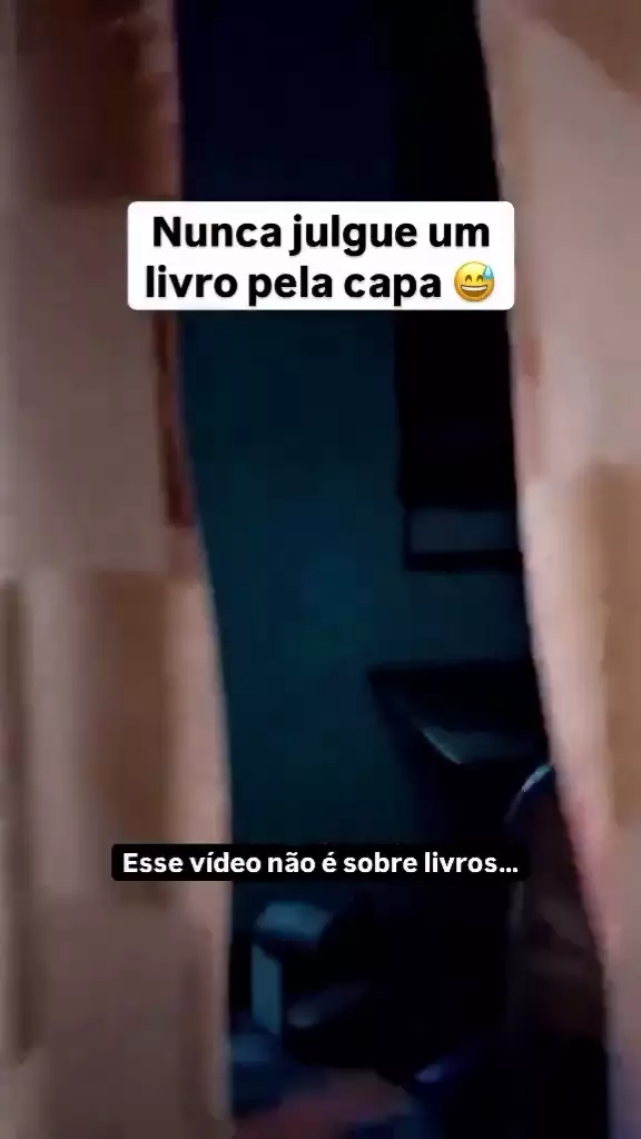 rumah jelek dalamnya mewah mewah ala kamar gaming © 2024 Instagram