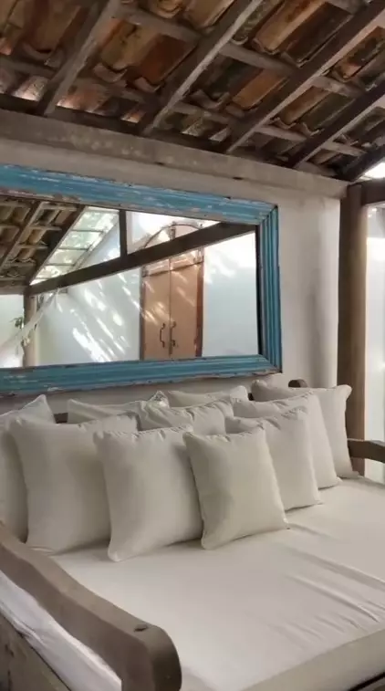 rumah kecil cat hijau ini dalamnya cozy © TikTok rumah kecil cat hijau ini dalamnya cozy © TikTok