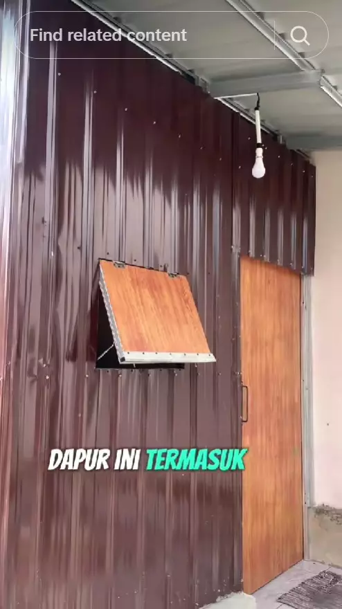 Bangun dapur dinding seng ala peti kemas © TikTok