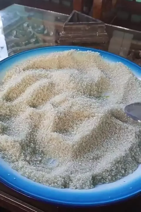 trik mengusir semut di gula pakai tampah © 2023 brilio.net