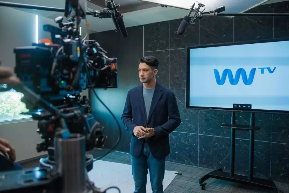 tulisan tangan reza rahadian bagus  © 2025 Instagram