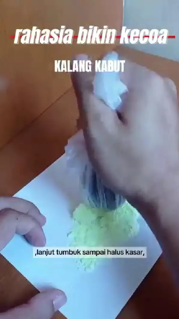 trik bikin kecoa kabur dari rumah © YouTube trik bikin kecoa kabur dari rumah © YouTube