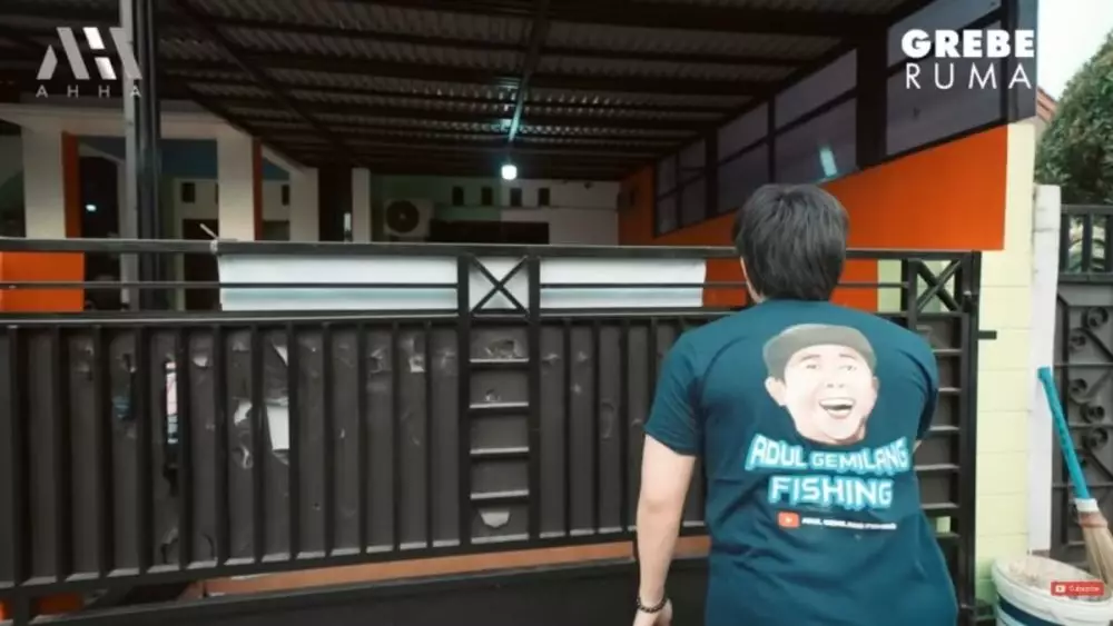 rumah Adul sederhana tapi rapi © YouTube