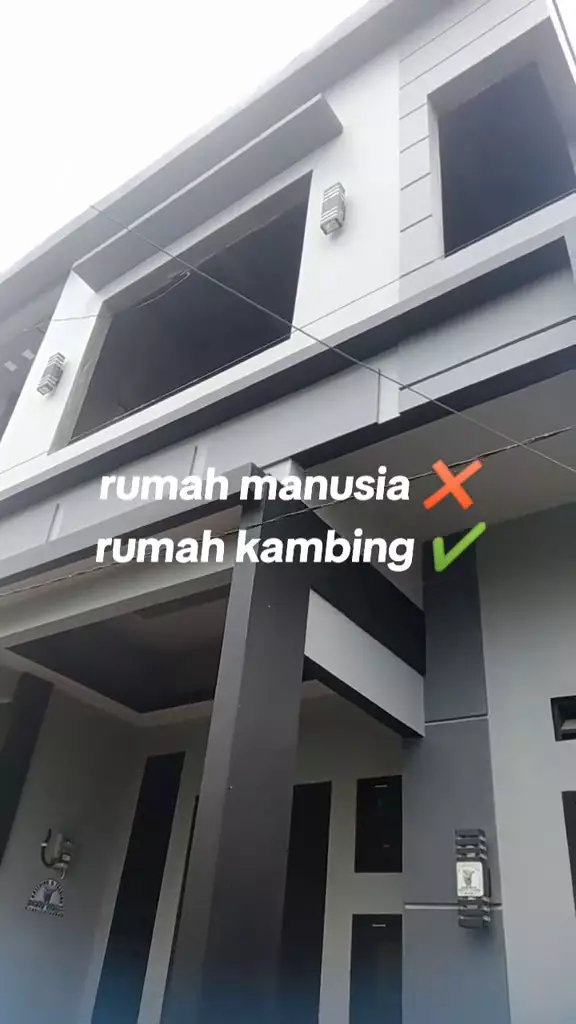 rumah dua lantai untuk kambing © 2024 TikTok