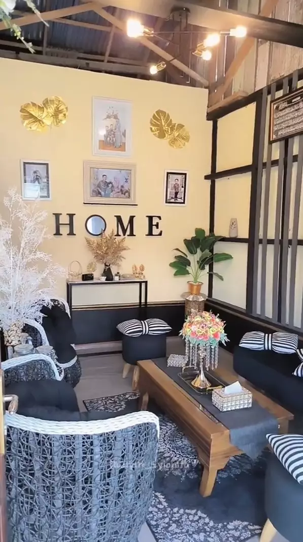 rumah kontrakan beratap seng homey © TikTok rumah kontrakan beratap seng homey © TikTok