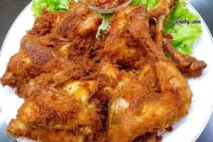 Resep ayam goreng lengkuas, menu sahur gurih dan kaya rempah