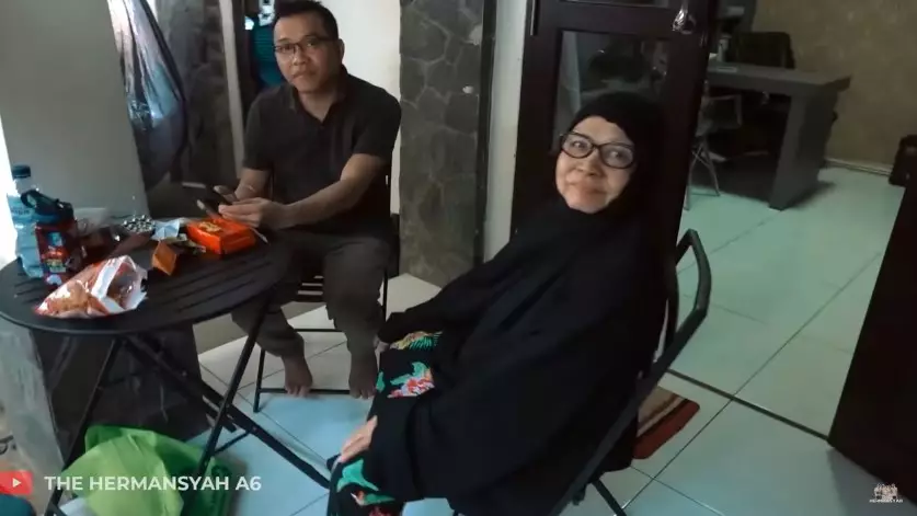 hunian orang tua Anang di Bandung © YouTube hunian orang tua Anang di Bandung © YouTube