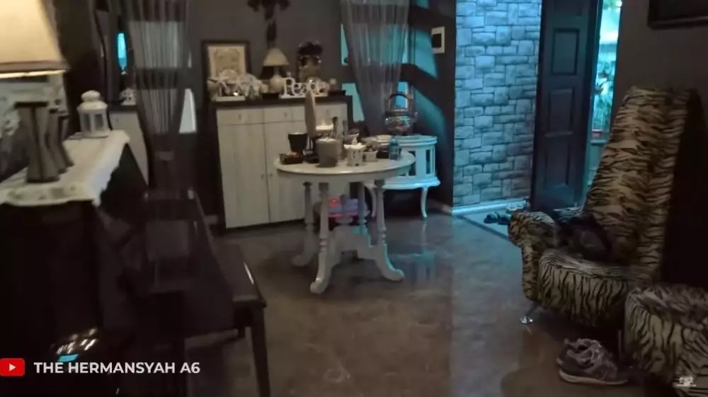 hunian orang tua Anang di Bandung © YouTube hunian orang tua Anang di Bandung © YouTube