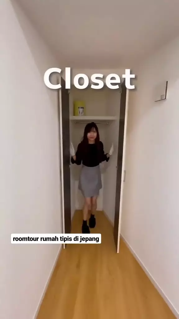 rumah tipis pinggir jalan  © 2025 TikTok