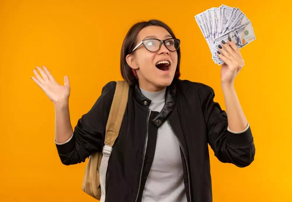 Kata-kata THR lucu buat update status © 2025 brilio.net