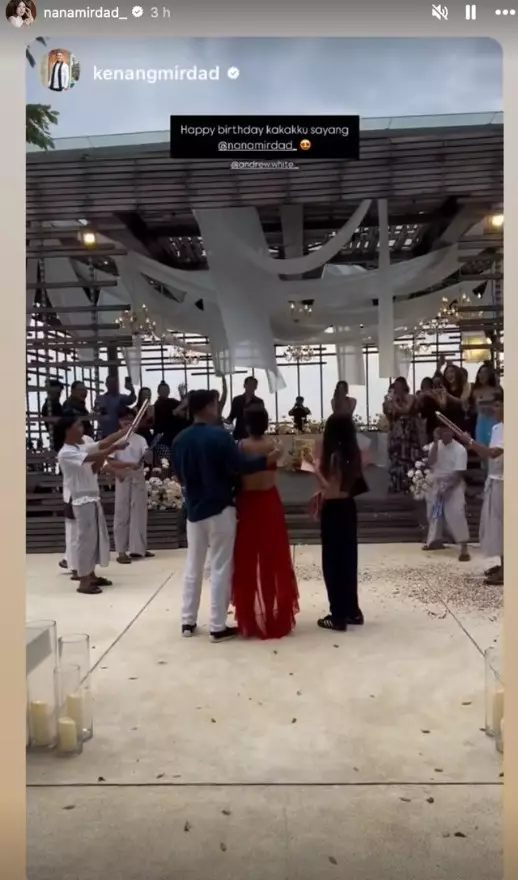 Nana Mirdad ulang tahun ke-40 © Instagram Nana Mirdad ulang tahun ke-40 © Instagram