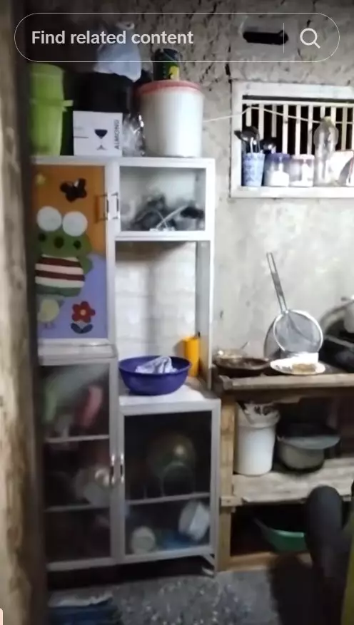 Wanita bangun rumah 40 juta © TikTok Wanita bangun rumah 40 juta © TikTok