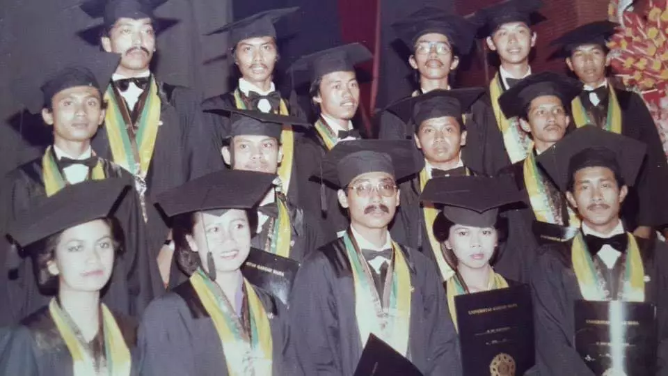Ramai soal tuduhan ijazah dan skripsi palsu Joko Widodo © 2025 brilio.net Ramai soal tuduhan ijazah dan skripsi palsu Joko Widodo © 2025 brilio.net