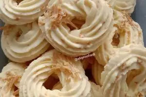 Resep sagu keju lumer di mulut, renyah di luar lembut di dalam