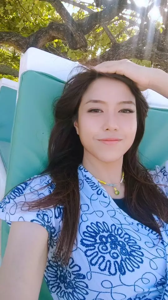 Pria yang meluk Nike Ardilla ini kini jadi produser film, begini 11 potret terbarunya berbagai sumber Pria yang meluk Nike Ardilla ini kini jadi produser film, begini 11 potret terbarunya berbagai sumber